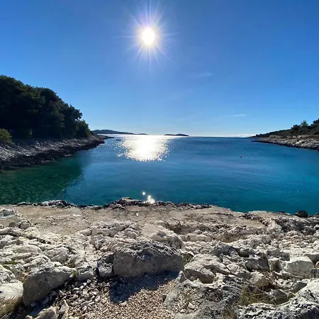 Oaza * Rogoznica (Sibenik-Knin)