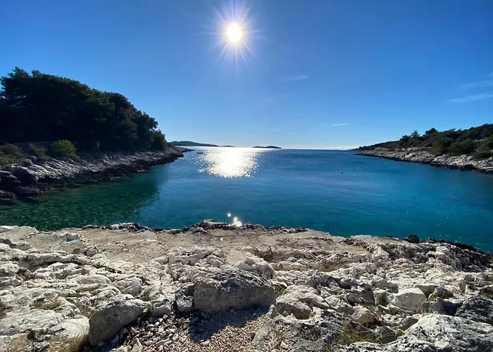 Oaza * Rogoznica (Sibenik-Knin)