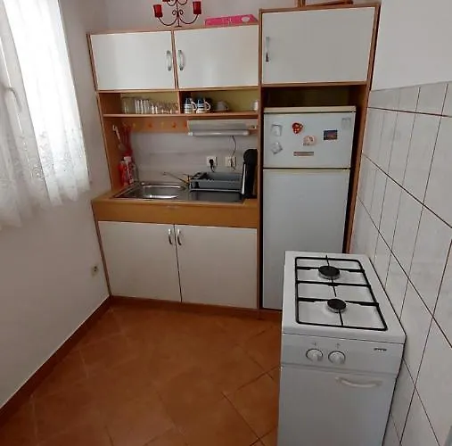 Oaza * Rogoznica (Sibenik-Knin)