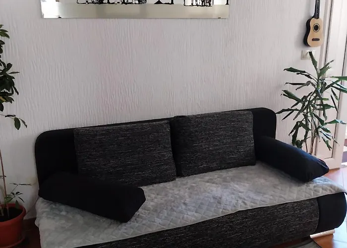 Oaza * Rogoznica (Sibenik-Knin)